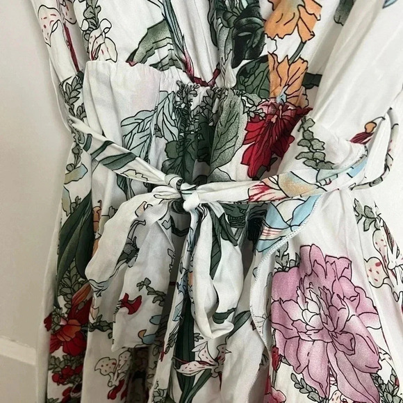 Women’s Floral High Low Dress Size Medium - Picture 5 of 6
